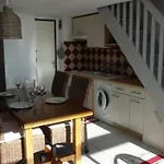 Duplex Pleine Vue Piscine A Pied 5 Minutes Internet Parking *