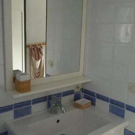 Duplex Pleine Vue Piscine A Pied 5 Minutes Internet Parking