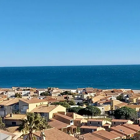 Duplex Pleine Vue Piscine A Pied 5 Minutes Internet Parking Fleury (Aude)